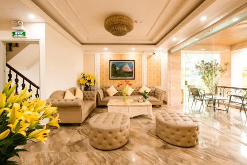 Khách sạn sao băng ngọc lâm